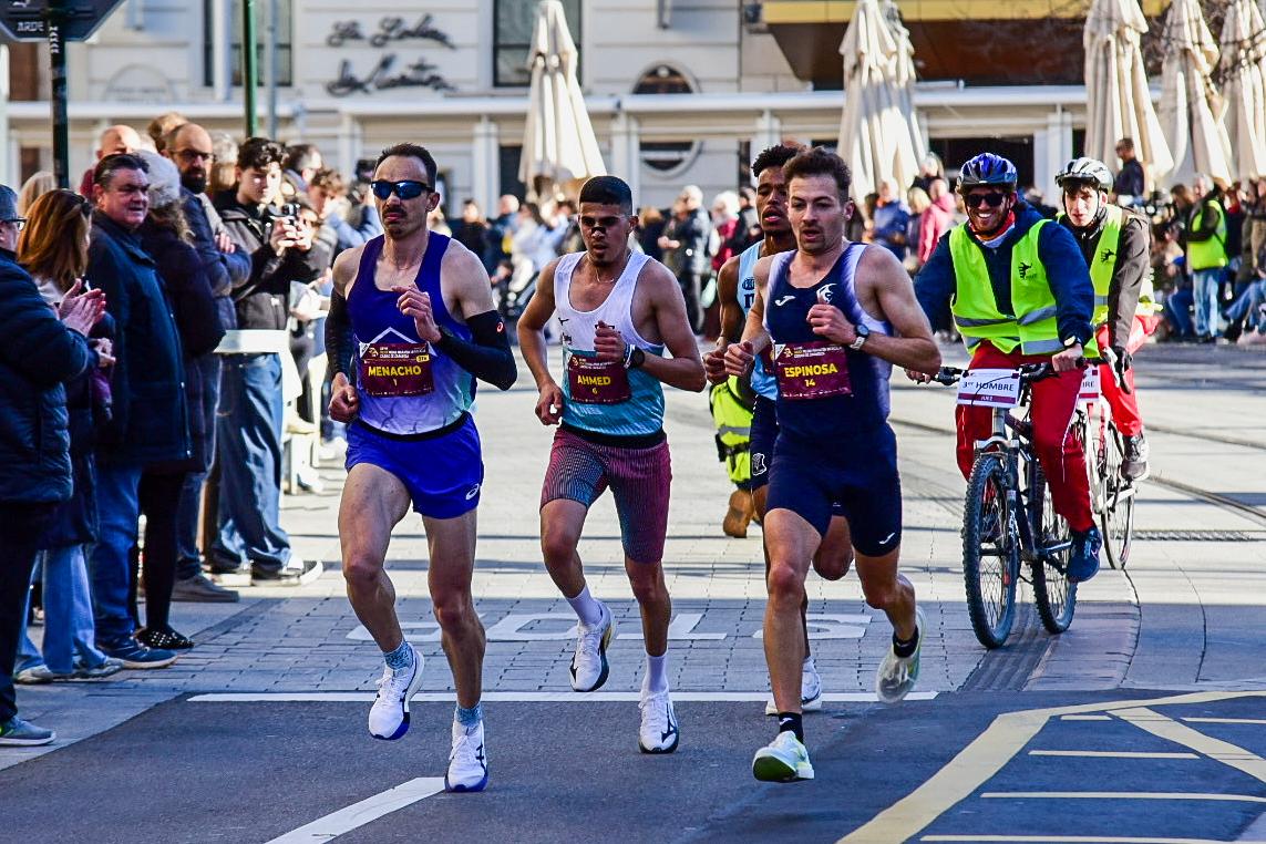 La XXVIII RODI Media Maratón de Zaragoza bate su récord histórico con 7.500 corredores en su nuevo y veloz circuito